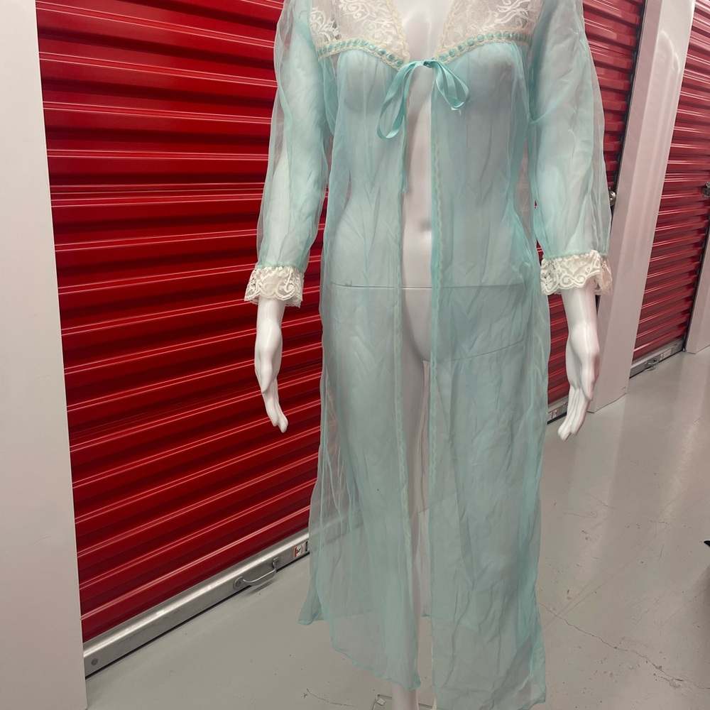 Vintage Elegant Dreamy Blue Hue Sheer Lace Trim Robe